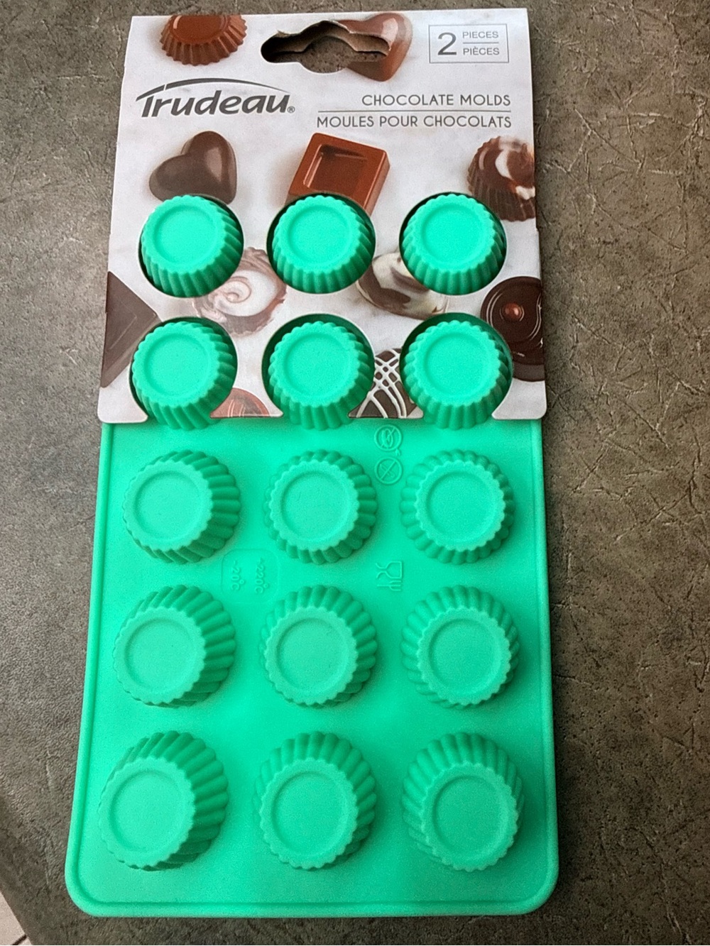 TRUDEAU Teal Silicone Mini Chocolate Mold Tray - 2 Set - Bright Teal. NWOT1